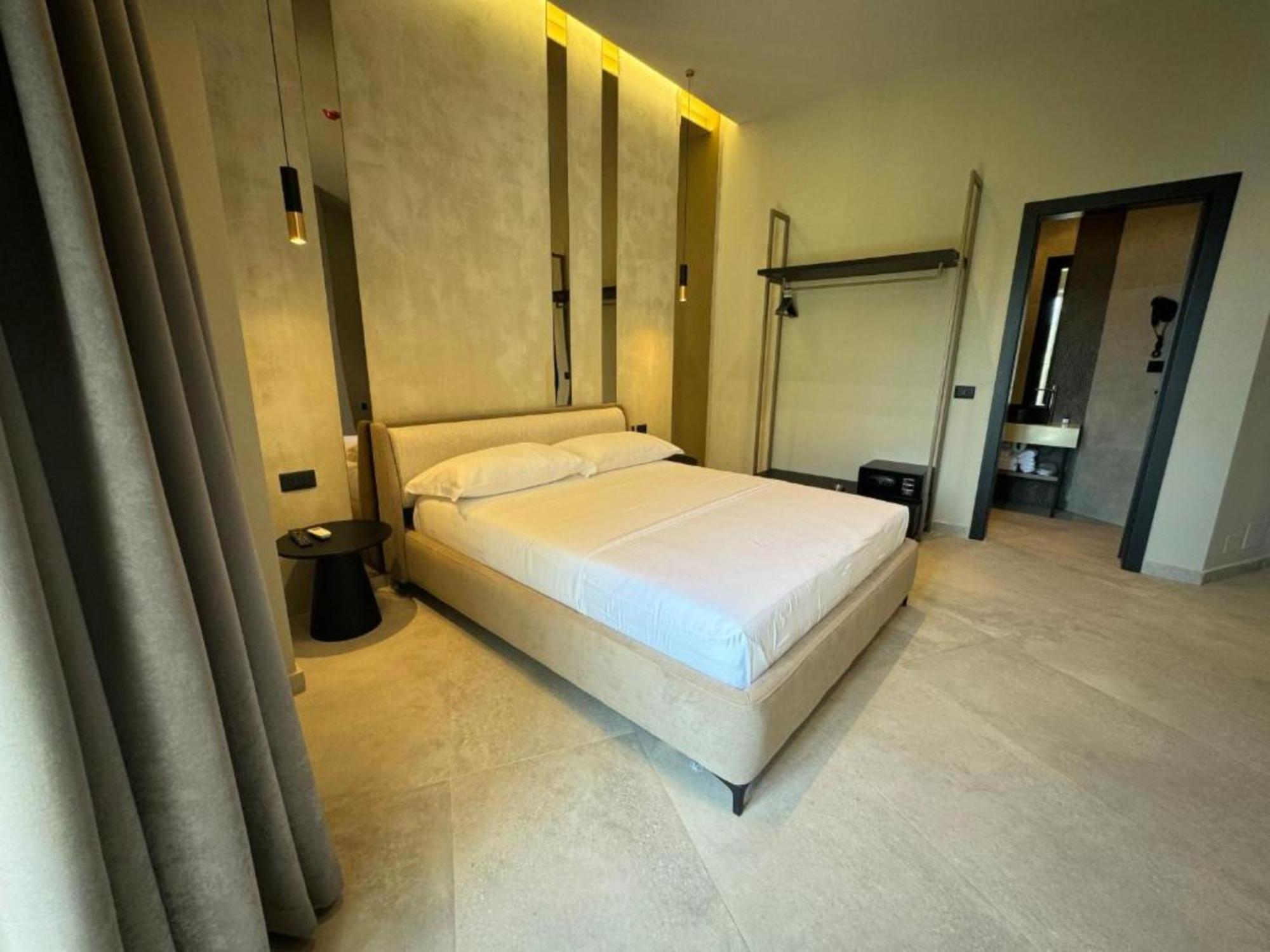 Nuna & Hotel 4*
