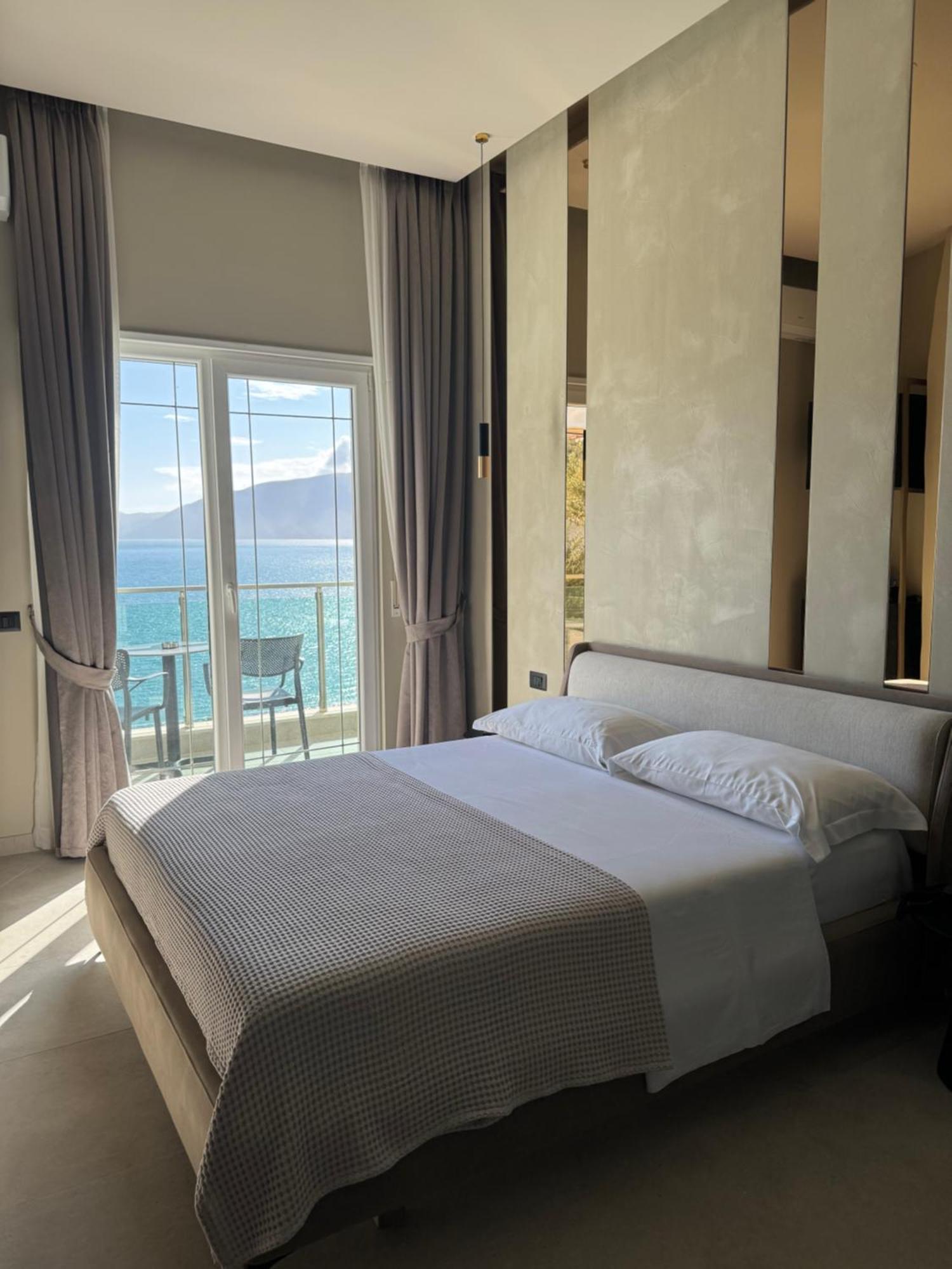 Hotel Nuna & 4*