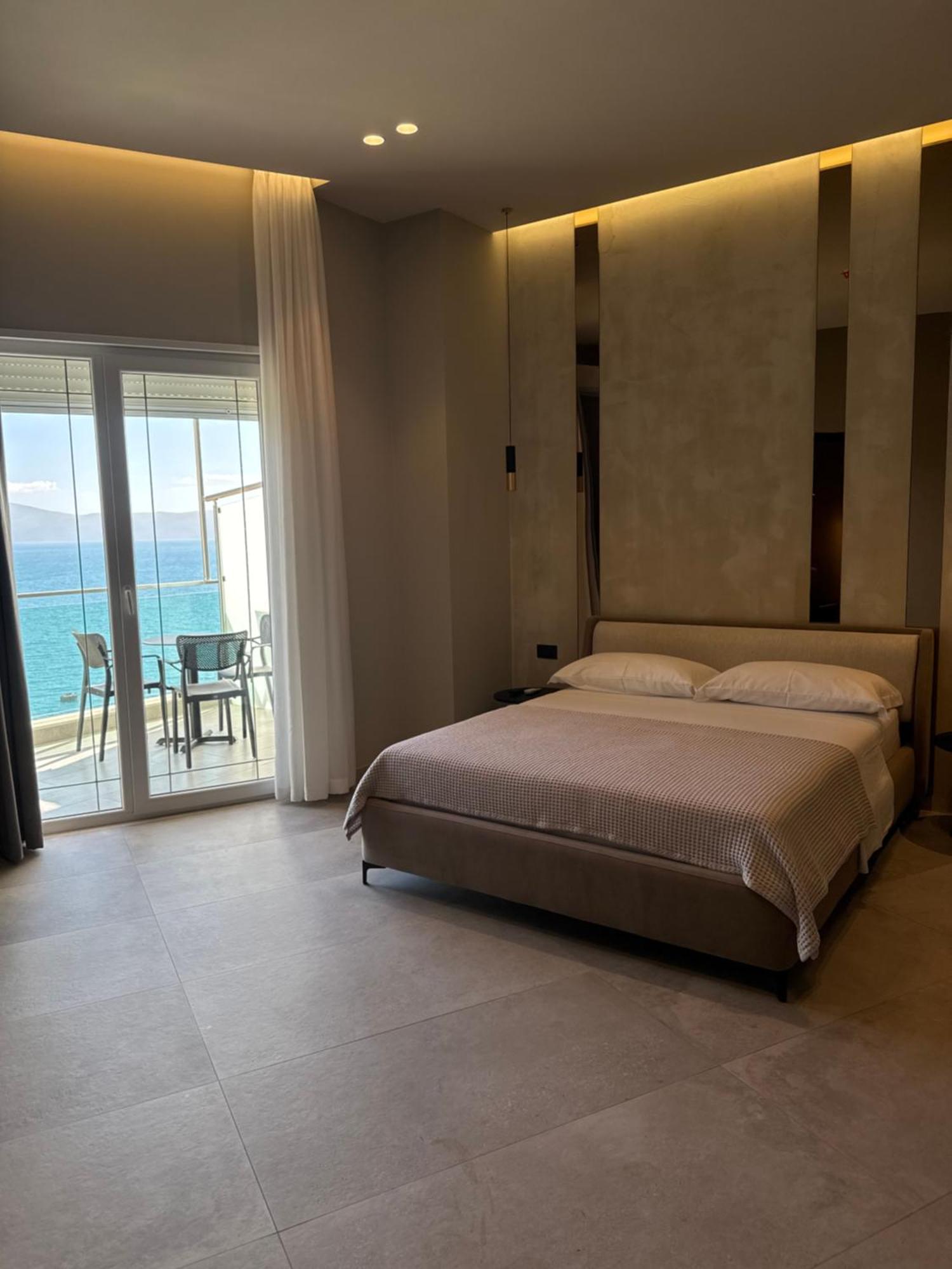 Hotel Nuna & 4*